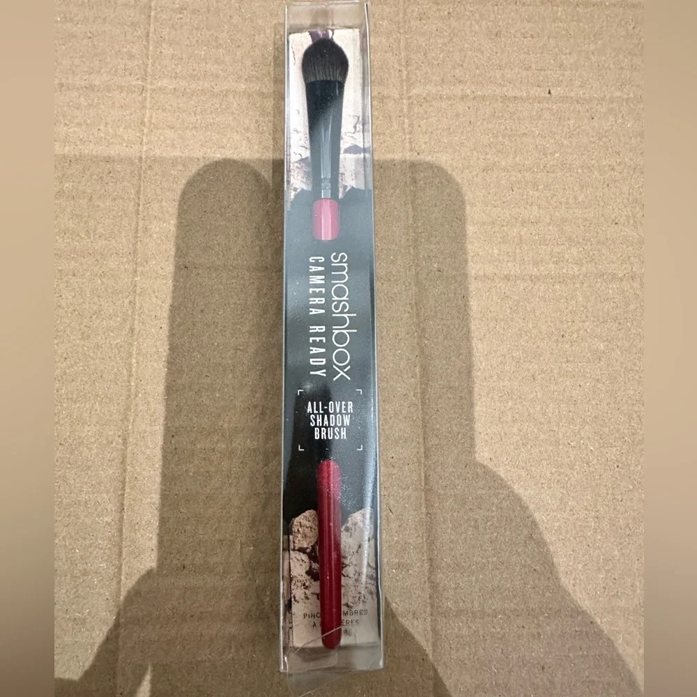 Smashbox All Over Shadow Brush BNIB
